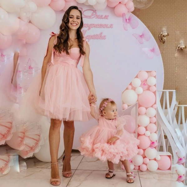 Mother and daughter matching dresses, light pink tulle family look, mommy and me outfit, corset dress, first birthday, Tutu dresses